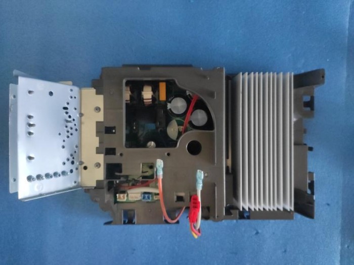 Бокс управління 10000100268 зовнішнього блоку інверторного кондиціонера EACS/I-18HVI/N3 Плата керування 30138000395 W8733CN 