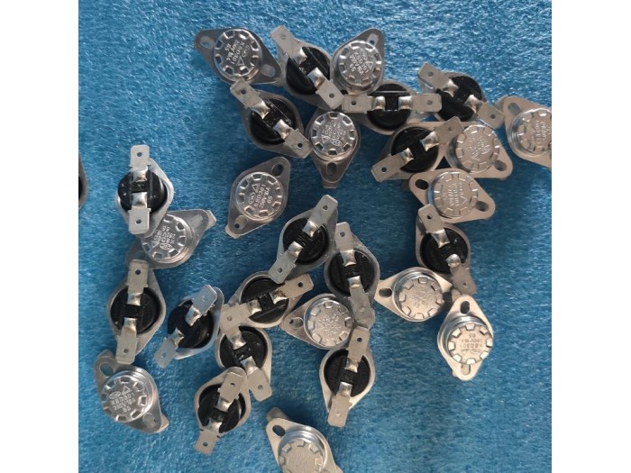 Термостат захисний KSD301 65C 250V10A для теплової гармати Ballu BKX-3 KSD301 250V 16A 65С