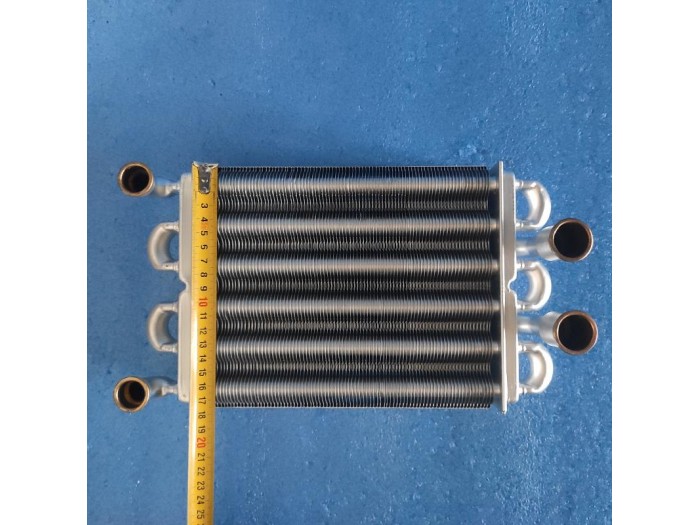 Теплообмінник бітермічний 225 мм 24кВт 88FIN для газового котла Electrolux, ROYAL THERMO (AA07000031) 