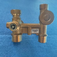 Блок гідравлічний вхідний латунний ВП для газового котла 11, 18 кВт, Royal Themo, Electrolux, Biasi 