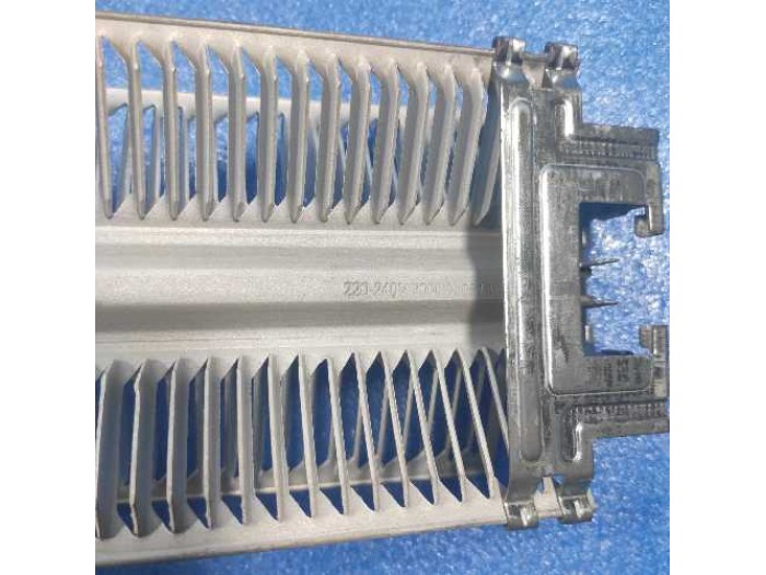Нагрівальний елемент (ТЕН) 2000W електричного конвектора Electrolux Air Gate 2 ECH/AG2-2000 MF 670/100/40мм (7.03.01.00022)
